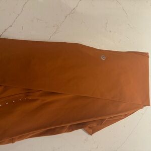 Brand new Lululemon Size 4